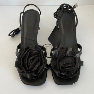 Forever 21 Rosette Lace-Up Kitten Heels NWT Size 6